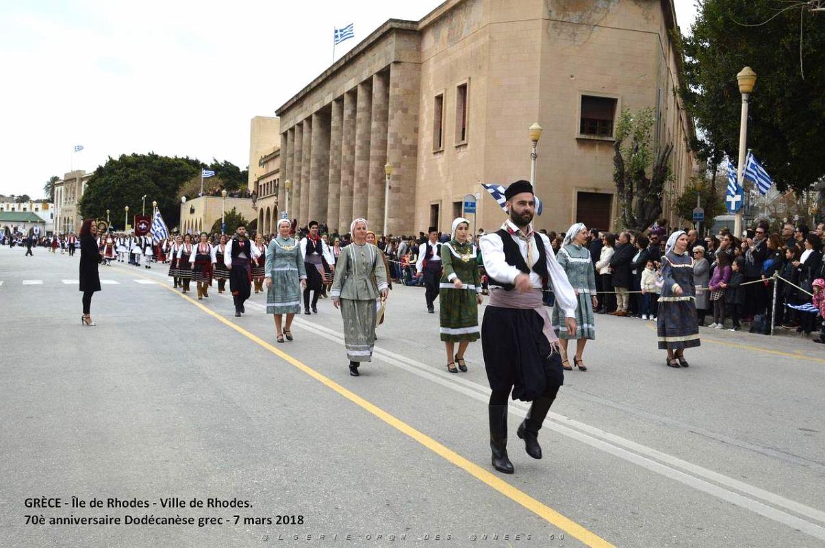 116- Rhodes- Defile Dodecanese grec.JPG